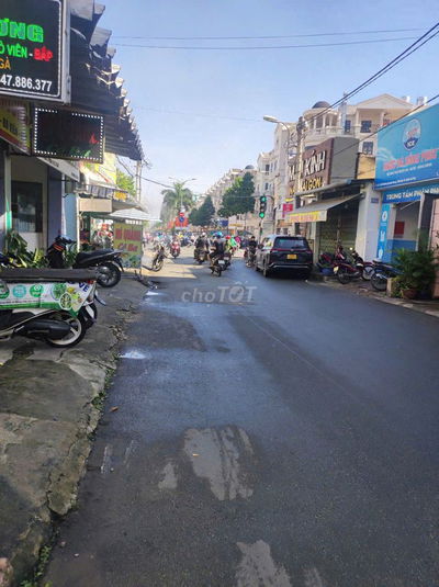 Giảm 500tr cần bán gấp trước tết Nhà HXH đường Quang Trung P10 Gò Vấp