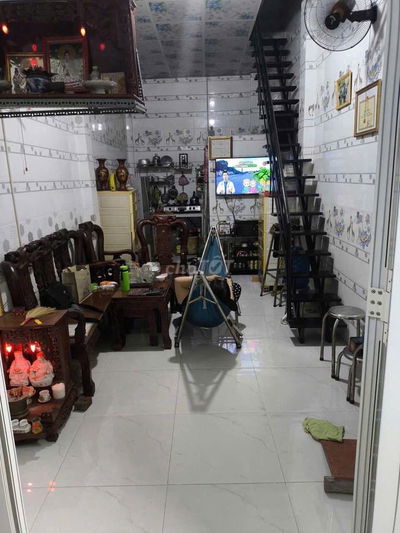 Nhà vi bằng làm sổ được 21m2 đúc 1 lầu hẻm Lê Đình Cẩn,Q. Bình Tân
