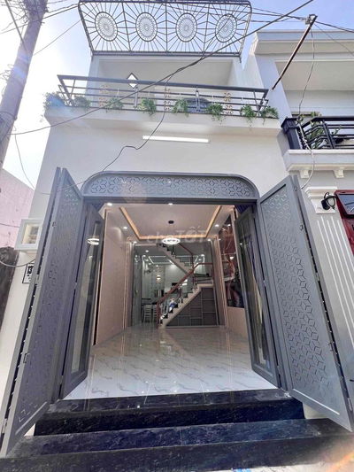 BÁN GẤP NHÀ MỚI CHƯA AI Ở TRƯỚC TẾT THU VỐN