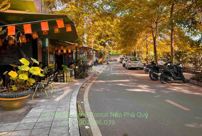 Bán đất mặt hồ Linh Quang Khâm Thiên, sổ đỏ chính chủ, mặt tiền 6m.