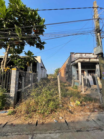 BÁN ĐẤT TRUNG TÂM THỊ TRẤN NGÃI GIAO