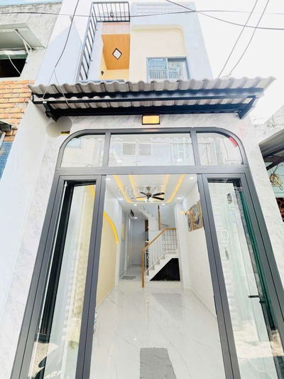 Bán nhà 2 lầu mơi xây hẻm d bá trạc p1 Q8