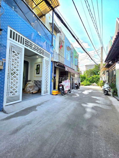 NHÀ RẺ HXH KHU VỰC HUỲNH TẤN PHÁT