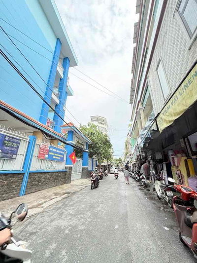 Bán nhà vị trí chợ vải Tân Bình, 4 Tầng BTCT, 6Pn, dòng tiền 22tr