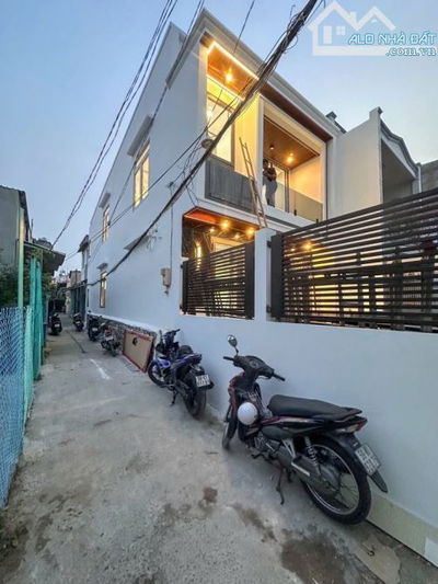 Siêu phẩm đón Tết - ngay Cầu Phú Xuân NB - 2 tầng 119m2 4PN - hơn 6 đồng thôi