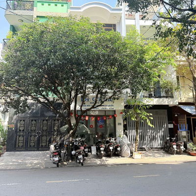 Nhà Hxh Nhất chi mai.