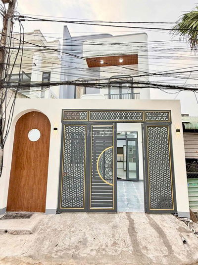 Bán nhà sổ riêng xây mới, vị trí đẹp