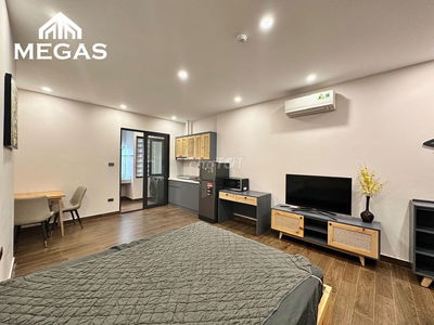 CHO THUÊ CĂN HỘ NGAY CẠNH TÂY HỒ - FULL NỘI THẤT TI VI MÁY GIẶT RIÊNG