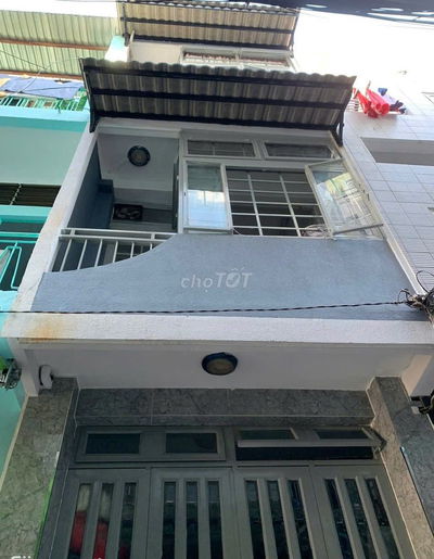 Cho thuê Nhà Hẻm Đường Đoàn văn Bơ Quận 4, 2 Lầu, Dt : 70m2. 8.5 tr/th