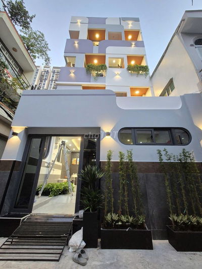 Xuất cảnh bán gấp 🏡 - Bán toà nhà  Cao Thắng 101m² 4 tầng - 29.9 tỷ