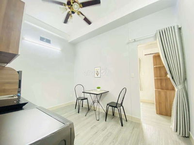 Căn hộ 1PN Cửa sổ Tân Định Quận 1 Full Nội Thất máy giặt riêng