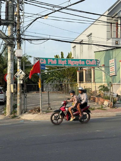 Bán đất nền mặt tiền đường Nguyễn Đoàn Tuấn - Hưng Long -Bình Chánh