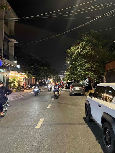 bán nhà mặt tiền đường vũ hỷ