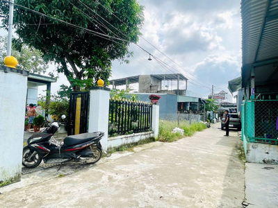 Bê tông chính Điện Nam Trung,Ngay trung tâm Phường,Một lô ngang 7m