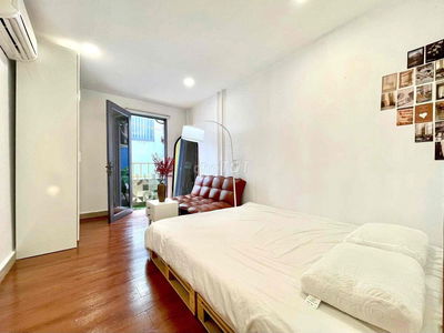 CHO THUÊ PHÒNG TÁCH BẾP GIÁ RẺ BAN CÔNG BỜ KÈ Q3