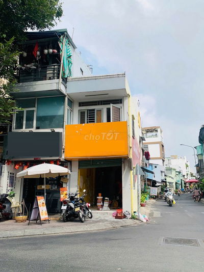 GÓC 2MT TRƯỜNG SA 3,1X9M GẦN CẦU BÔNG CHO BÁN BÁNH MÌ, CF MANG ĐI,...