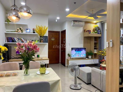 Bán căn hộ ngay góc. Giá 3tỷ Tặng kèm nội thất. Có sổ - Sở hữu lâu dài