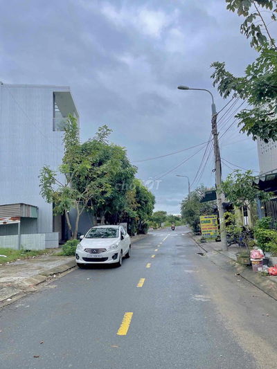 Võ Tự đường 5,5m view Hồ Bàu Tràm, khu đông dân cư