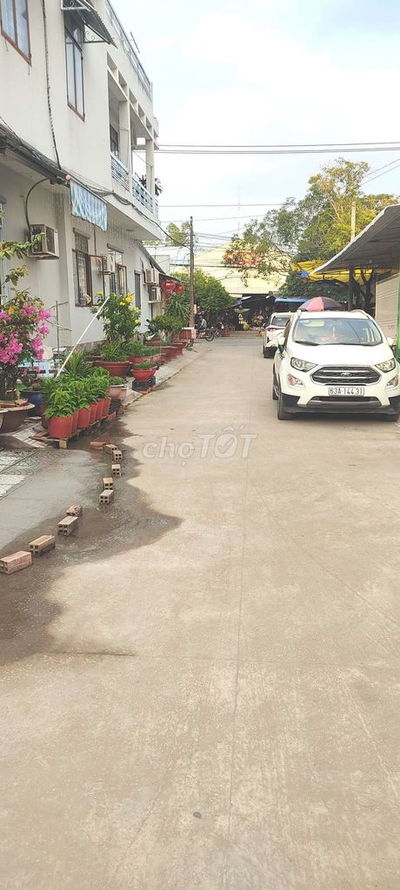 Nhà nguyên căn cho thuê