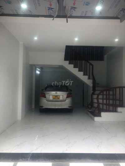 Tôi chính chủ Bán nhà Yên Lộ, 43m2 5 tầng, gara ô tô, 7.5 tỷ