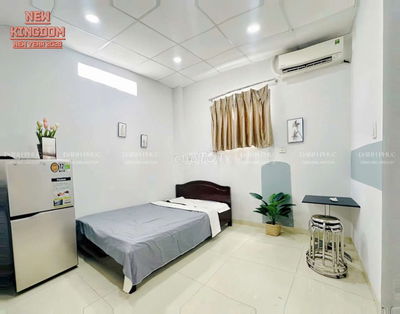 Studio cách Etown 100m thang máy full nội thất cửa sổ trời (chính chủ)