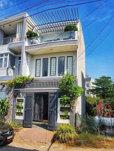 NHÀ 1T2L NGAY BƯNG ÔNG THOÀN, PHÚ HỮU FULL NỘI THẤT