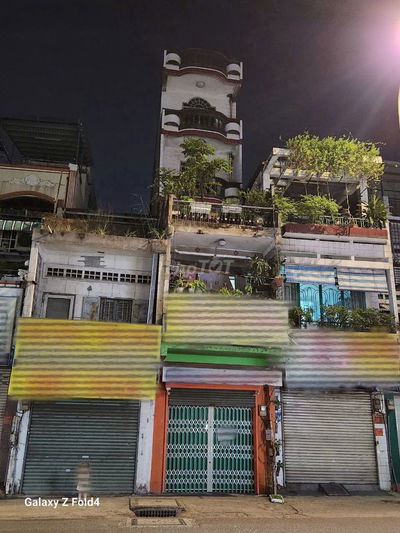 Mặt tiền KD Lạc Long Quân, Q. Tân Bình, dt58m2 đúc thật 6 tầng