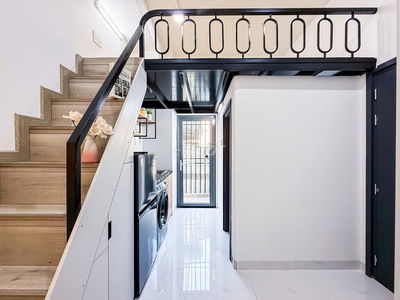 Căn hộ cho thuê bancon cạnh LOTTE TDTU RMIT NTTU phú mỹ hưng