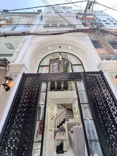 Bán nhà Phú Nhuận hẻm ô tô Phùng Văn Cung, 4 tầng, giá 8,679 tỷ