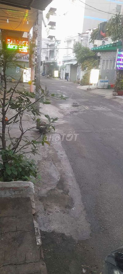 Cho thue nha tran thi he.