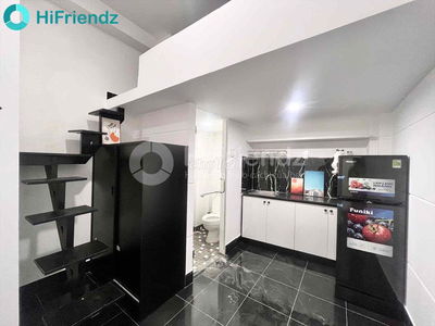 Căn hộ gác cao nhà mới đầy đủ nội thất giá rẻ Q4