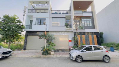 Nhà phố KDC phú Hồng Thịnh 9 p Bình An, Tp Dĩ An