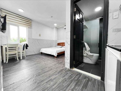STUDIO CỬA SỔ FULL NỘI THẤT NHÀ VỆ SINH ĐẸP NGAY LÊ VĂN SỸ Q3