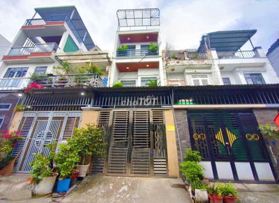 NHÀ 4 TẦNG 4X15 NGAY CHỢ ĐƯỜNG HÀ HUY GIÁP-Q12