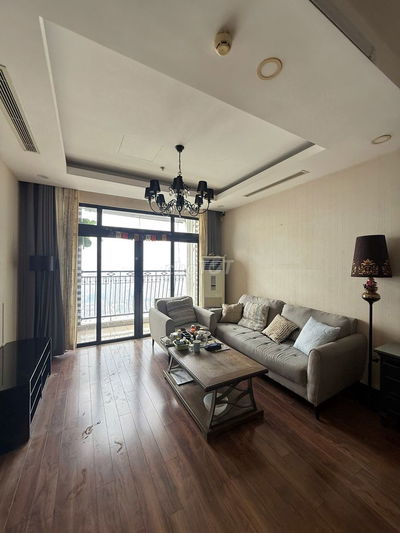 CHO THUÊ CĂN 2PN CC ROYAL CITY 105M2, FULL NT, VÀO Ở NGAY. GIÁ 19Tr/th