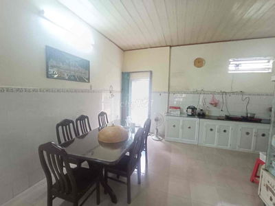 NHÀ NI SƯ HUỲNH LIÊN 2 MẶT TIỀN, 94m2,5.3x22, cấp4