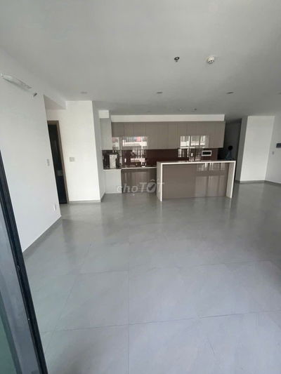 Duplex 195m2 - Giá VAT 11.4 tỷ giã trả 6 tháng - 4PN4WC MT Q9