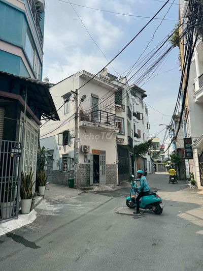 Cho Thuê Nhà MỚI 2 Tầng HXT - gần Vạn Phúc P. Hiệp Bình Phước.