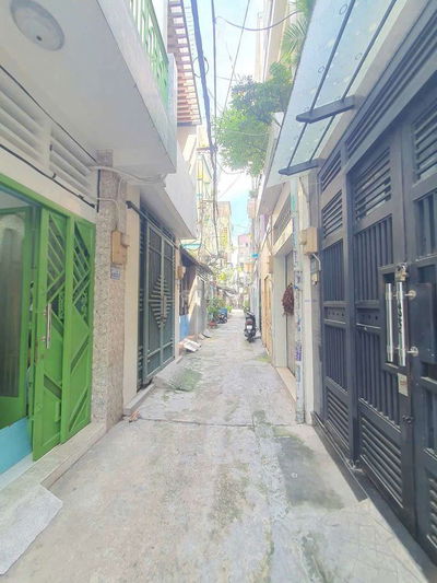 Nhà cho thuê giá 12 triệu 500. Nguyễn tiểu la Q10