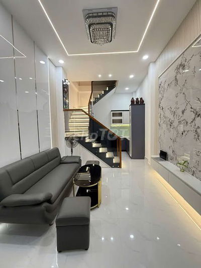 SIÊU PHẨM NHÀ ĐẸP SÁT MẶT TIỀN HXH KHU VIP BÀU CÁT, 3 TẦNG 3PN, NỞ HẬU