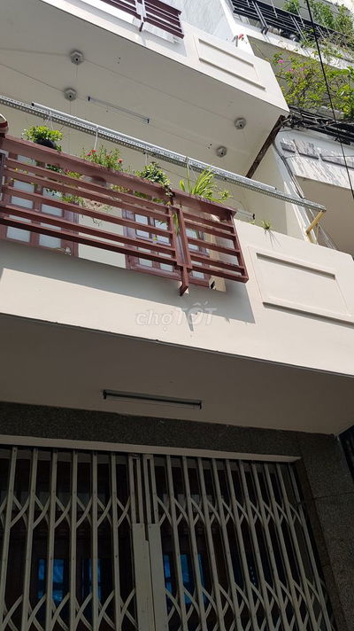 Cho thuê nhà nguyên căn Đ Duy Tân, Q Phú Nhuận, 2PN, đầy đủ nội thất