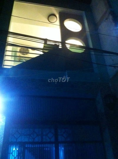 NHÀ NGUYÊN CĂN Q.3 - 15 TRIỆU HOẶC PHÒNG TRỌ 40 M2 GIỜ TỰ DO -6 TRIEU