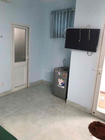 Phòng trọ có ban công, giờ giấc tự do, diện tích 16m2,phan đăng lưu,PN