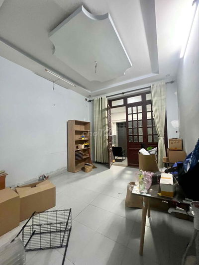 Cho Thuê Nhà Trục xe Tải né Nhau Vừa ở và Công ty