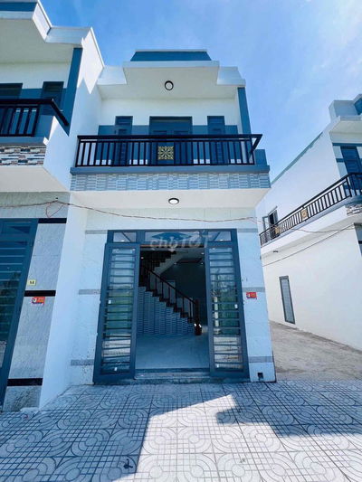 Siêu Phẩm Nhà Lầu Khu Dân Cư Hiện Hữu Gần Cầu Lớn