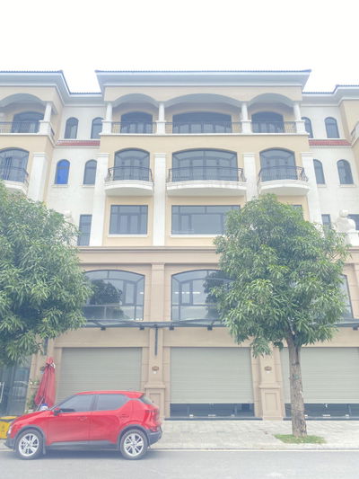 Hàng hiếm:2 căn liền kề đập thông ,trước đường kinh doanh sầm uất, sau nhà sân vườn riêng