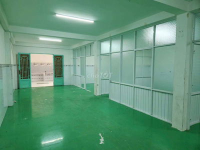 Cho thue kho xuong 270m le thi rieng quan 12