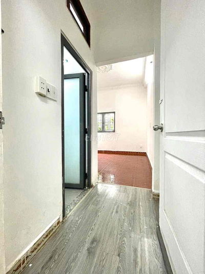 Phòng cho thuê - NGAY ĐH HufLit Q10