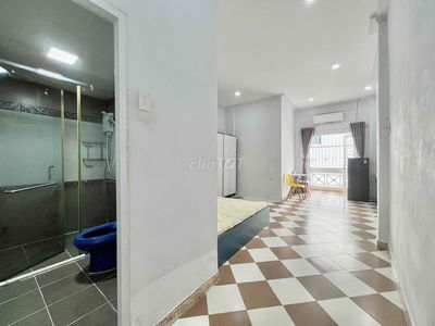 CHO THUÊ STUDIO BAN CÔNG MẶT TIỀN SƯ VẠN HẠNH QUẬN 10 MÁY GIẶT RIÊNG