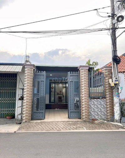Bán gấp căn nhà ở Đ.  Lê Minh Nhựt- Tân An Hội 124m2 SHR giá 800 triệu